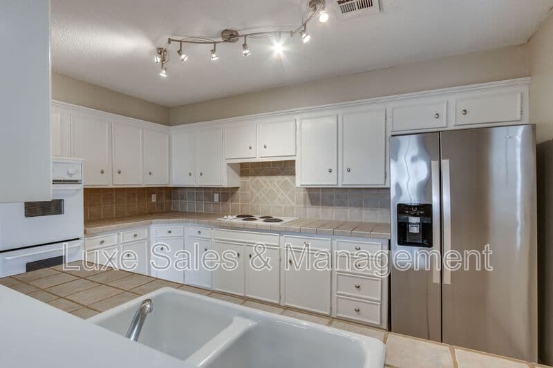 Oklahoma City House: 2516 NW 62nd St