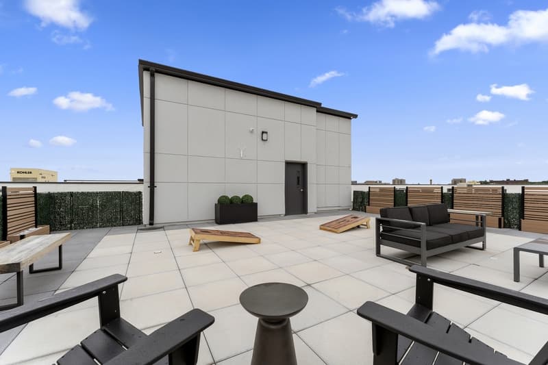Orange Condo: 49s Day St. - 505
