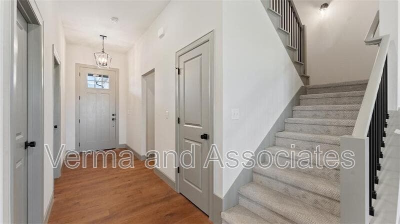 Centerton House: 1221 Mammoth St