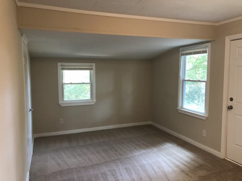 Winder House: 302 Atlanta Highway Southeast