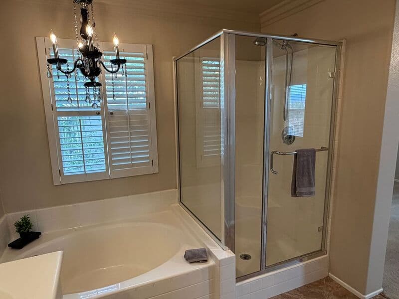 Murrieta House: 33770 Willow Haven
