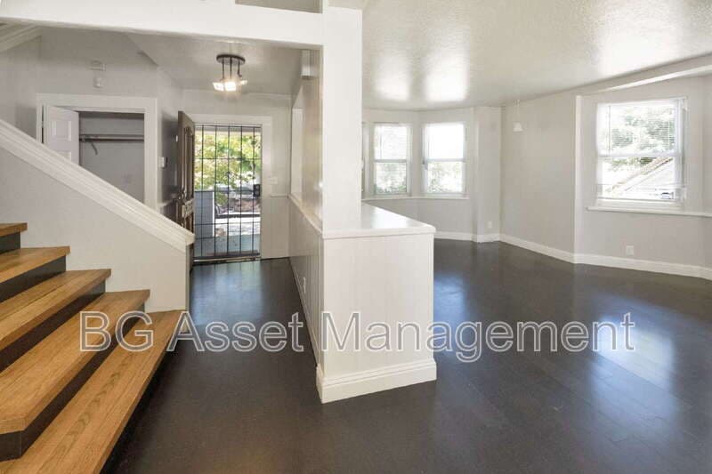 Pinole House: 2359 Prune St