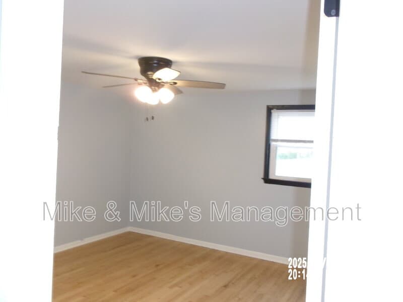 Milwaukee Condo: 6400 North 73rd Street