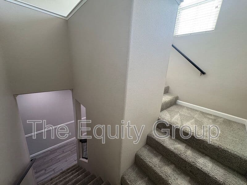 Clovis House: 3461 Alcove Way