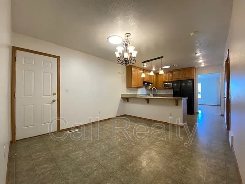 Spokane Valley House: 921 S Shelley Lake Ln