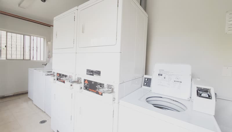 Anaheim Condo: 1812 W Sumac Lane