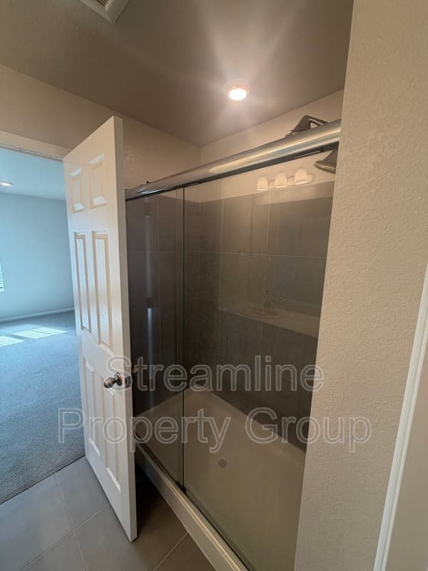 Brighton House: 5117 Buckwheat Road
