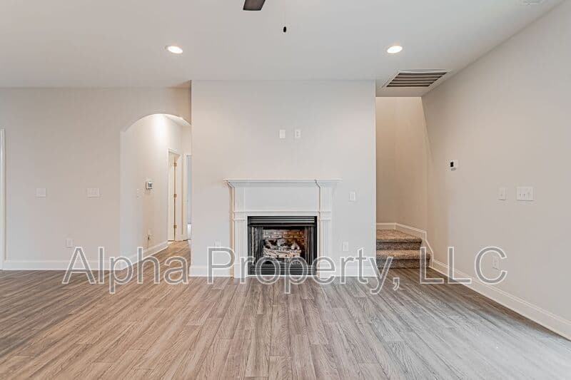 Greer House: 73 Tannery Dr