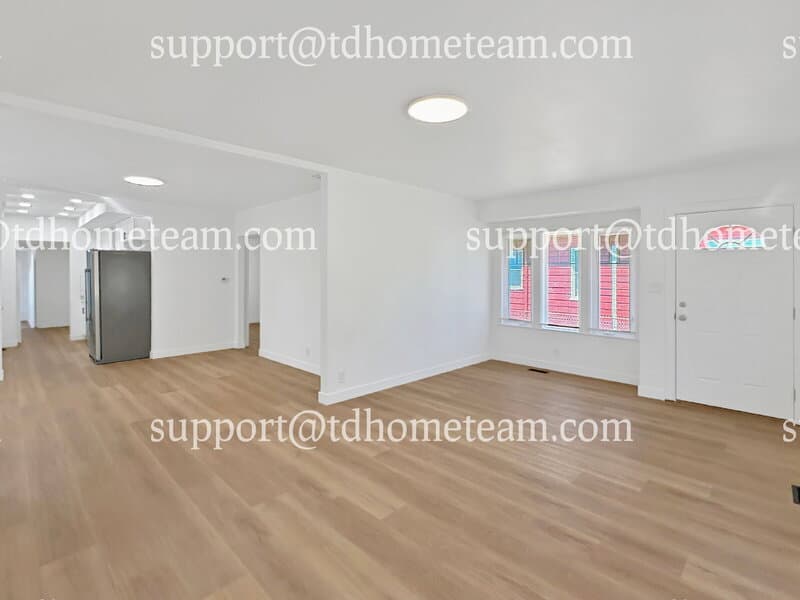 Kent House: 617 3rd Ave S
