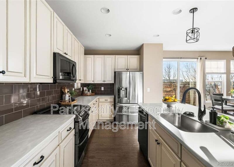 Denver Townhome: 5157 Clinton St