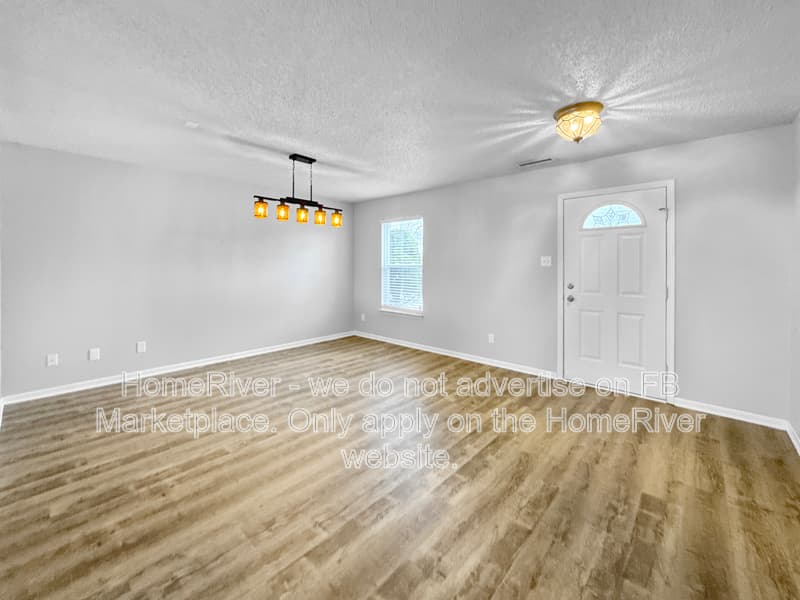 Mccordsville House: 5732 N Rockingham Ln