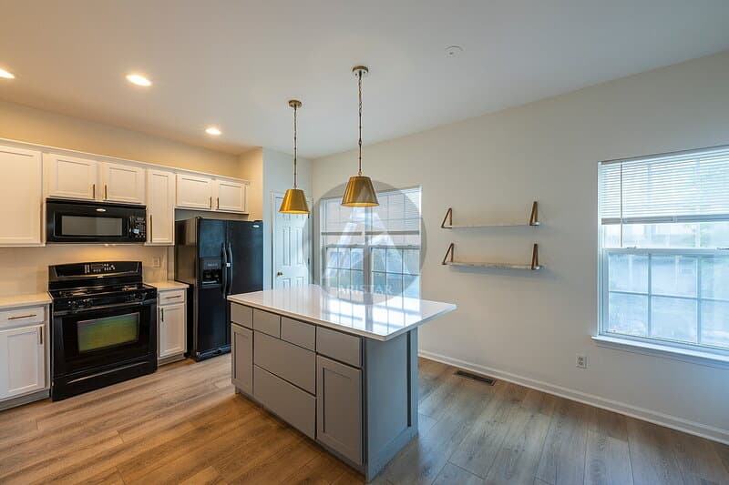 Kennesaw House: 1440 Dolcetto Trce