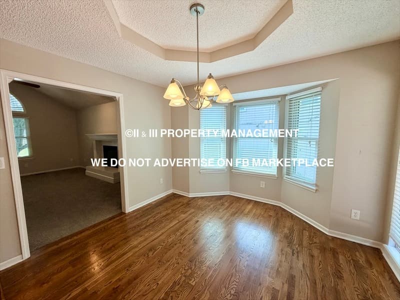 Blue Springs House: 2603 Northeast Springbrook Street