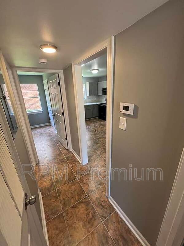 Baker Condo: 5057 Baker Blvd