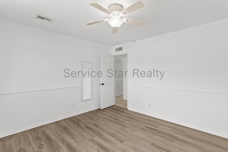 Scottsdale House: 8610 E Oak St
