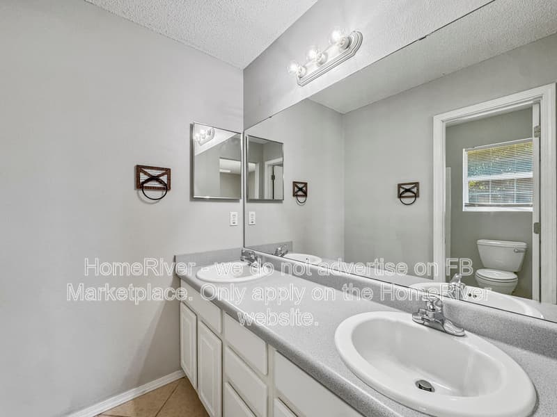 Milton House: 7156 Eastgate Rd