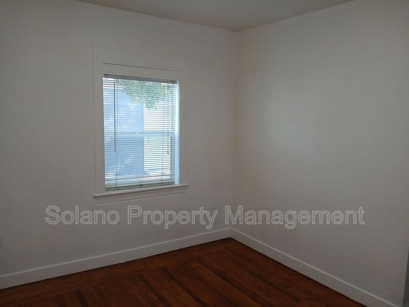 Fairfield Condo: 801 Taylor St