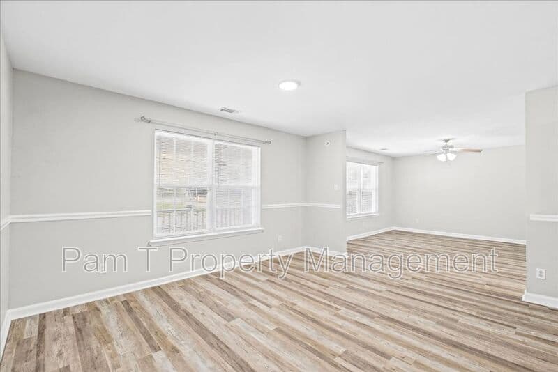 Savannah House: 201 Mundy St