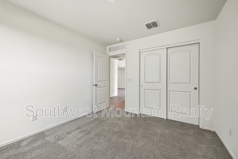 Coolidge House: 1333 W Pima Avenue