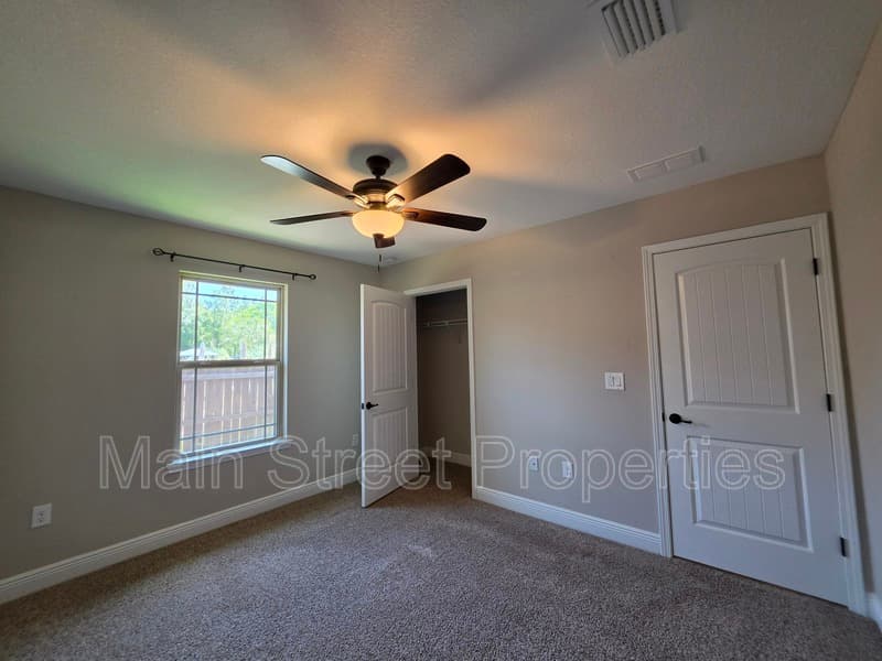 Milton House: 8839 Longmont Way