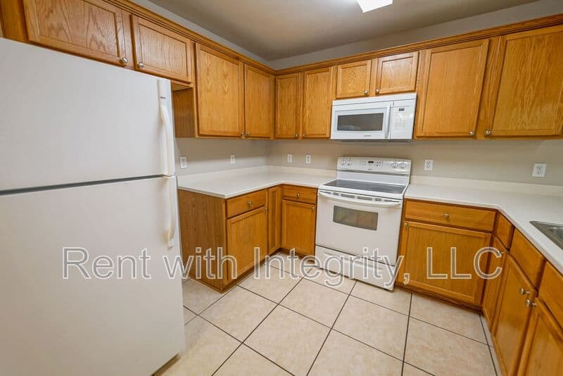 Tallahassee Condo: 241 Dixie Drive