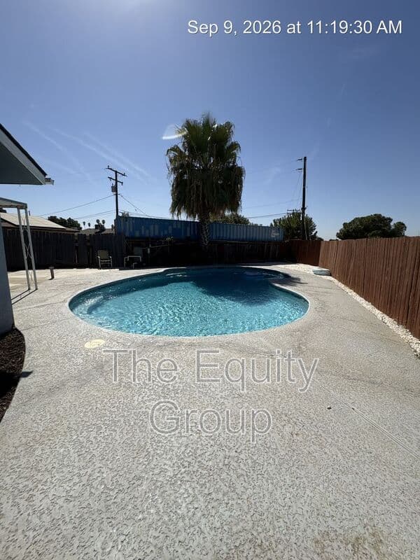 Hanford House: 1105 Freddie Circle