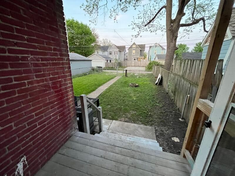 Columbus Townhome: 88 Hawkes Avenue
