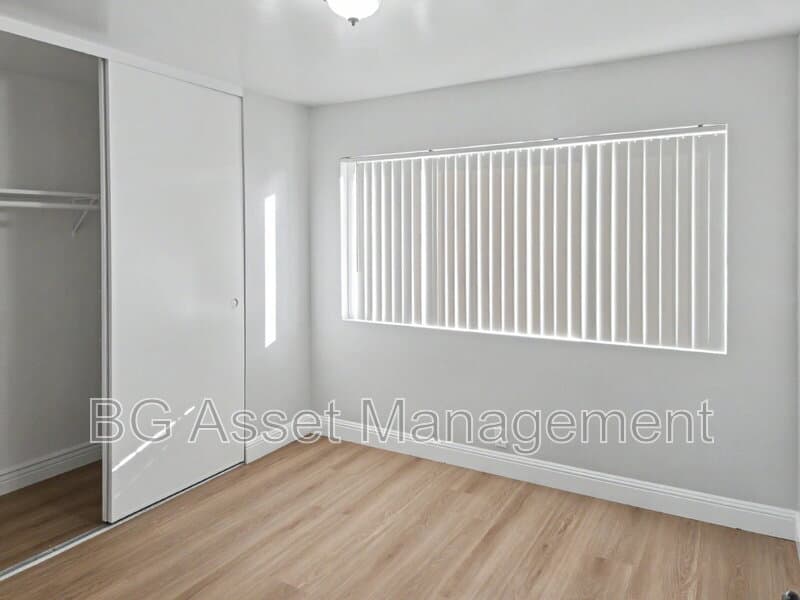 Oakland Condo: 480 Crescent Street