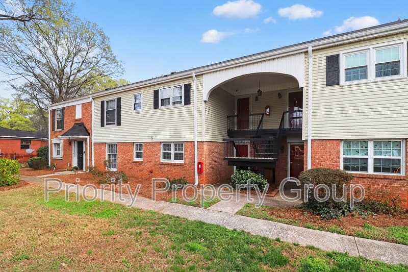 Charlotte Condo: 4601 Coronado Drive Apt B