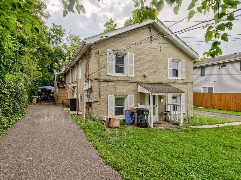 Somerville Condo: 148 Davenport Street
