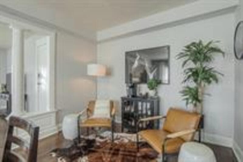 Kansas City Condo: 3833 Central St - 2N