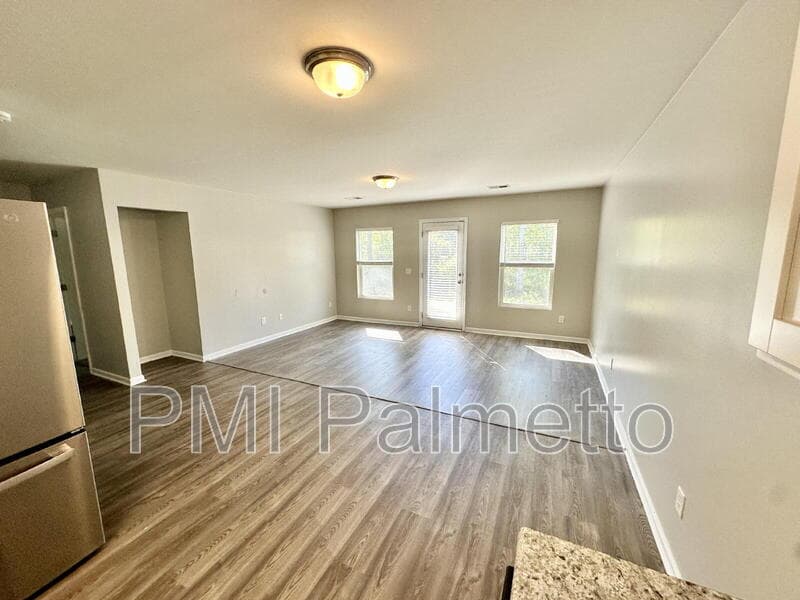 Columbia House: 333 Briercliff Drive