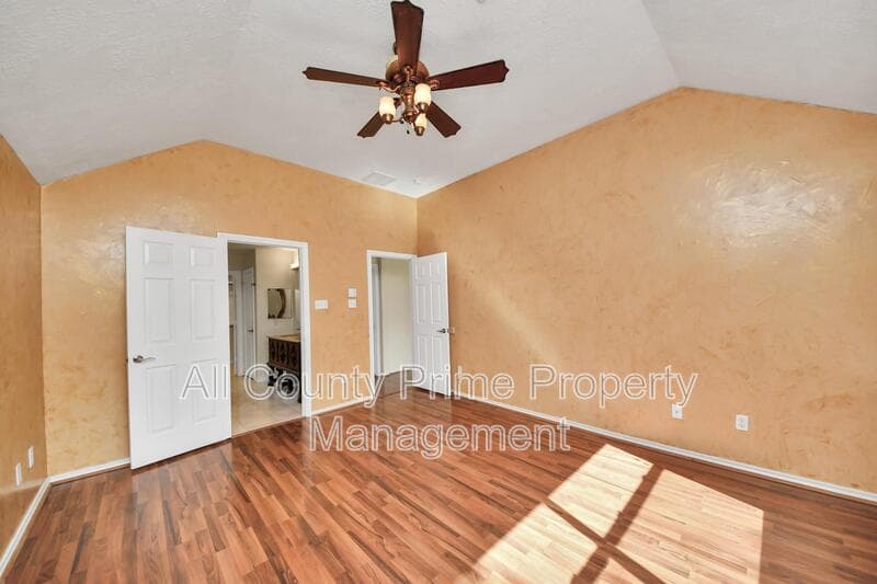 Cypress House: 22030 Gold Leaf Trail