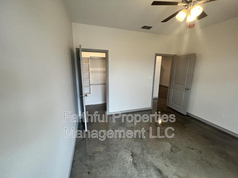 Lindale Condo: 16374 County Road 4100 - 3
