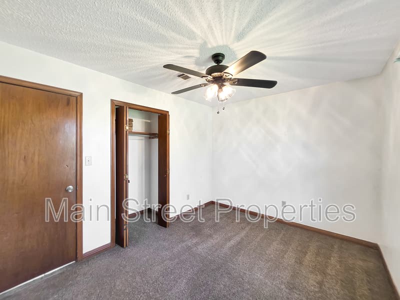 Milton House: 5595 Osceola Street