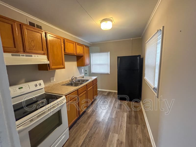 Columbus House: 3210 E 12th Ave