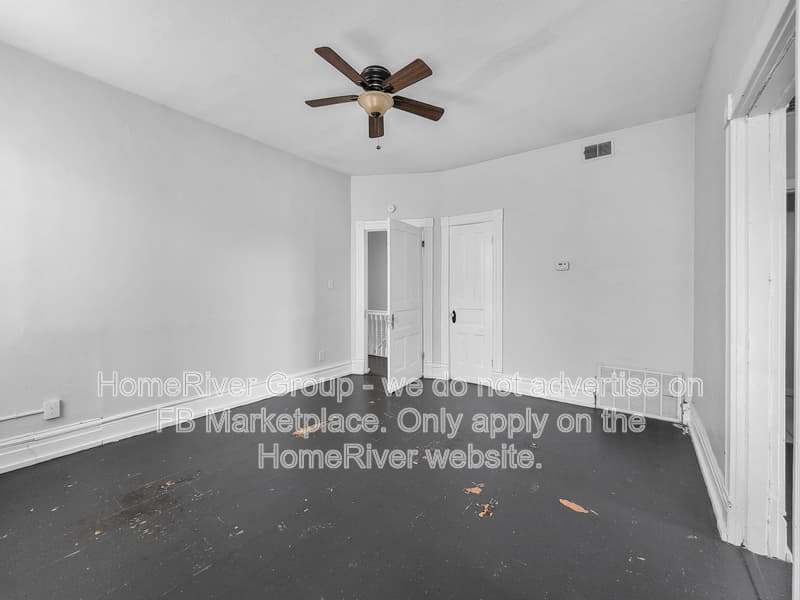 Saint Louis House: 3852 Louisiana Ave 2nd Fl