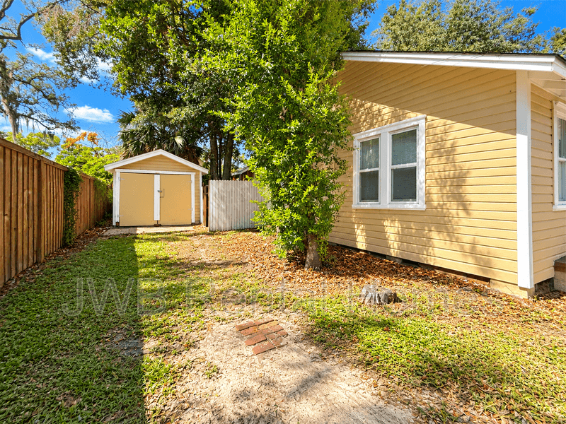 Jacksonville House: 3869 Concord St