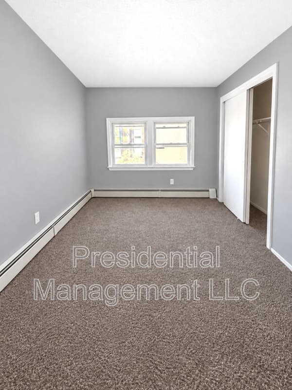 Waterbury Condo: 300 Hill St