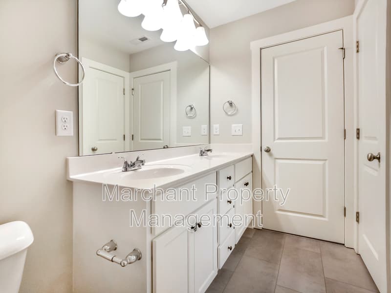 Simpsonville Townhome: 832 Stonebriar Street