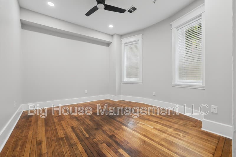 Baltimore Condo: 707 Druid Park Lake Dr