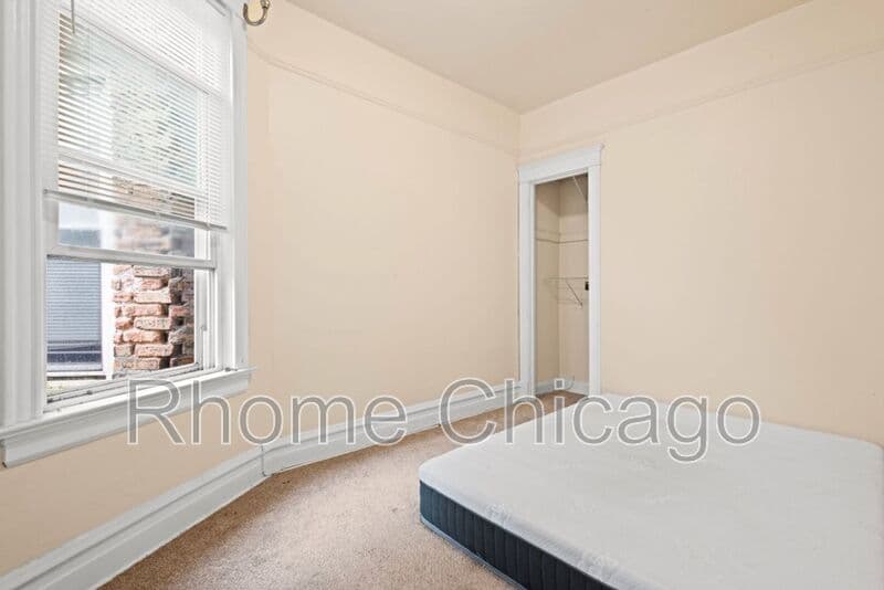 Chicago Condo: 6115 S Drexel Ave