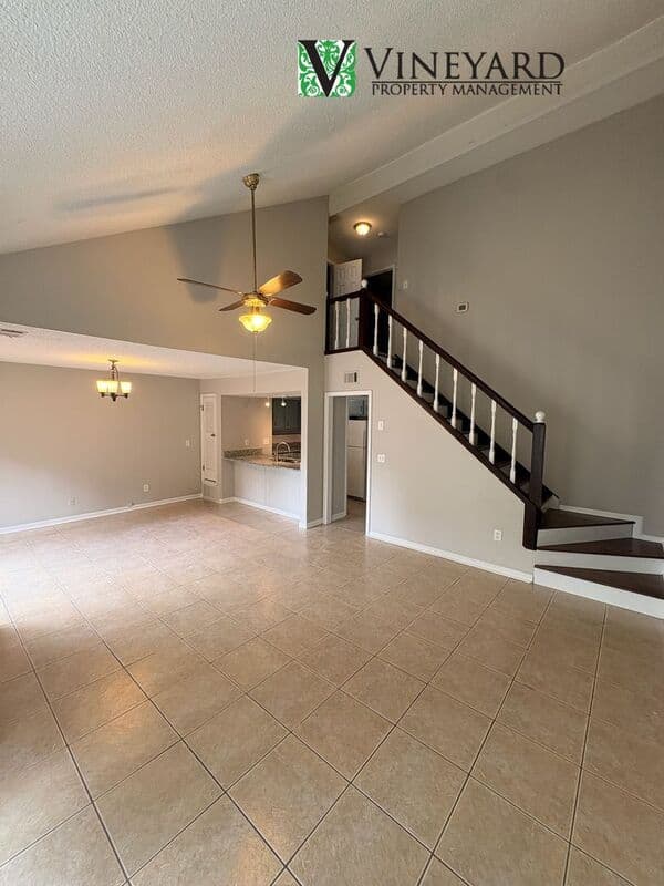 Kennesaw Townhome: 6085 Sand Wedge Circle NW