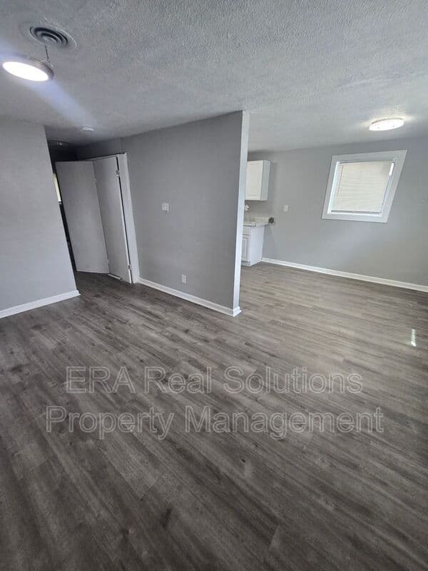 Columbus Condo: 315 Brehl Ave(ml)