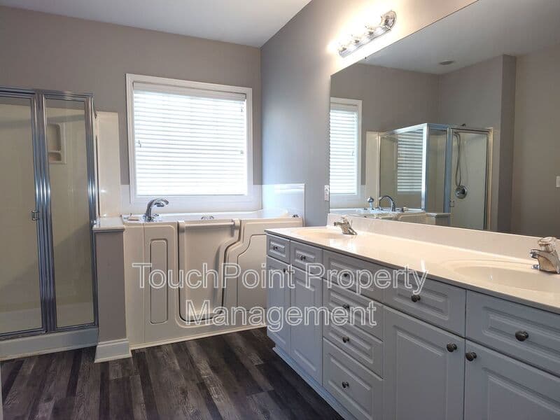 Indian Trail House: 9008 Magna Lane