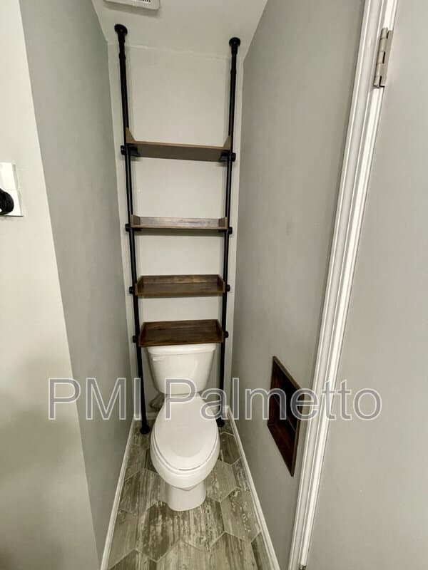 Columbia Condo: 2A Cutlers Court