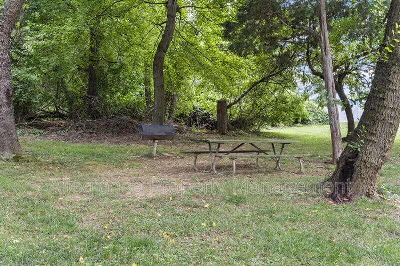 Alexandria House: 3312 S 28th St
