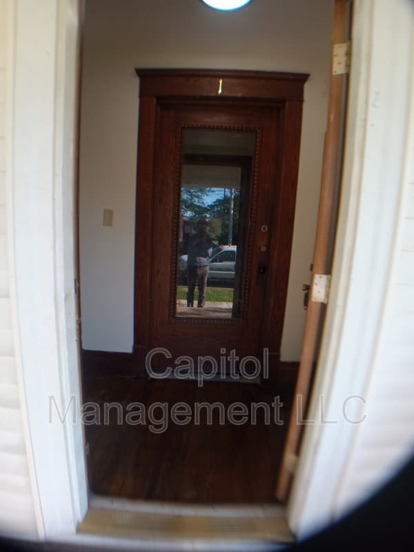 Lansing Condo: 220 W Lapeer St
