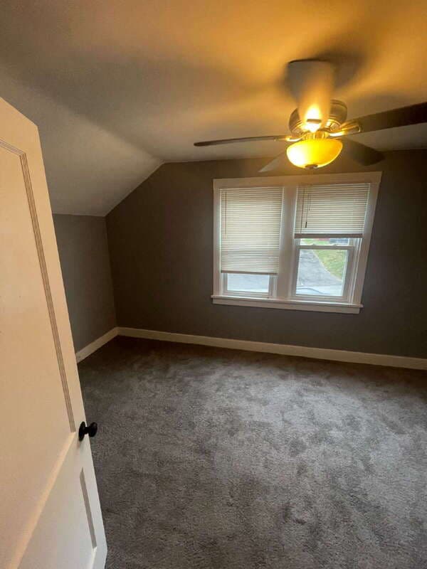 Pittsburgh House: 7808 Lloyd Avenue