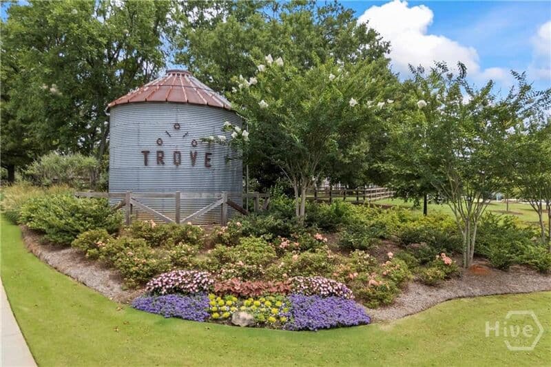 Watkinsville House: 1230 Silo Bend